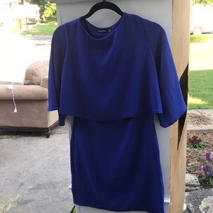 Pretty blue dress with flaired sleeves